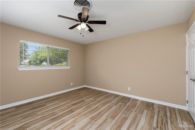 21890 Fm 508, Harlingen, TX 78550 - unfurnished room with light wood-style flooring and ceiling fan