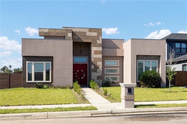 1801 Ozark Ave, Mcallen, TX 78504 - view of front of house featuring stucco siding