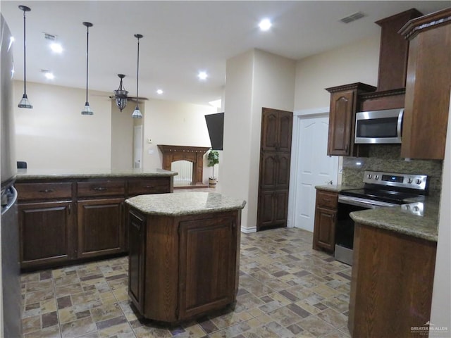 1502 Ruby St, Penitas, TX 78576 - photo 10