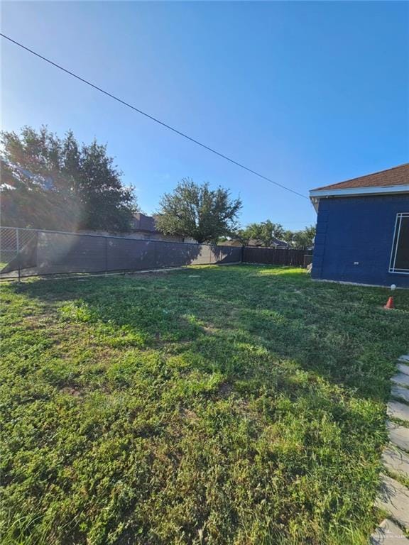1502 Ruby St, Penitas, TX 78576 - photo 45