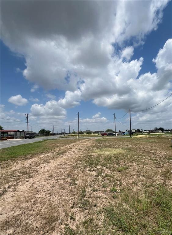 2613 Apatita St, Donna, TX 78537 - photo 4