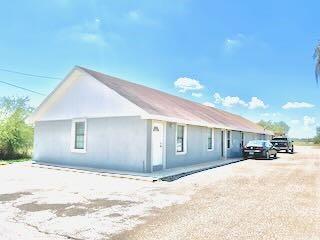 3105 N Hoehn Rd, Edinburg, TX 78541 - photo 2
