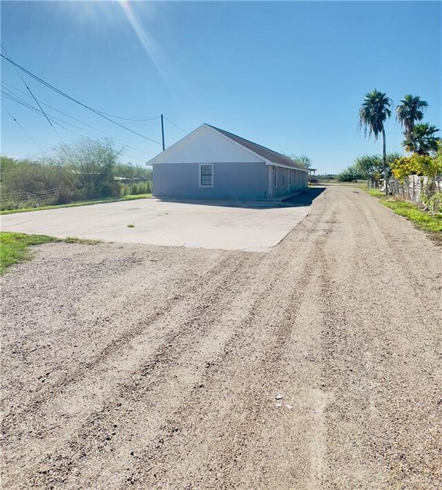 3105 N Hoehn Rd, Edinburg, TX 78541 - photo 3