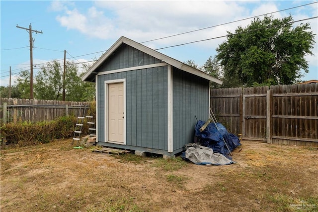 view of outbuilding