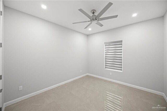3313 Showboat Dr, Edinburg, TX 78541 - unfurnished room with recessed lighting, ceiling fan, and baseboards