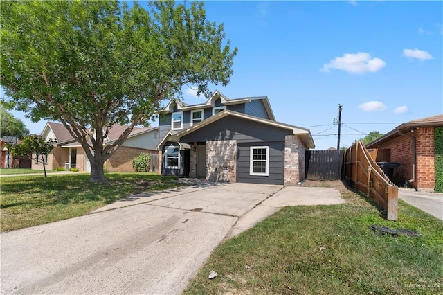 2904 N 26th St, Mcallen, TX 78501 - traditional home featuring brick siding and concrete driveway