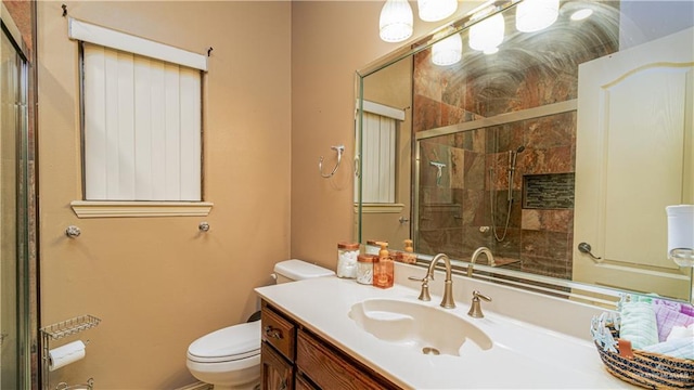 2904 Victoria St, Hidalgo, TX 78557 - bathroom with tiled shower and vanity