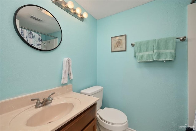 108 E Coronado Dr Unit 207, South Padre Island, TX 78597 - bathroom with vanity and a shower with curtain