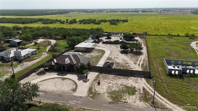 birds eye view of property featuring a rural view