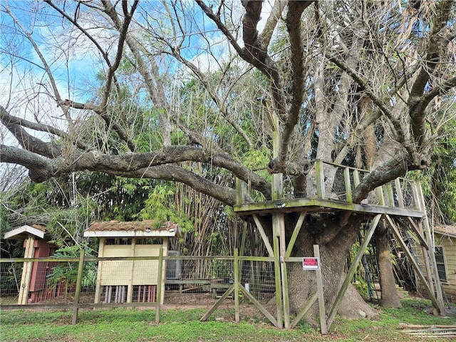 27101 N State Highway 345, San Benito, TX 78586 - view of yard