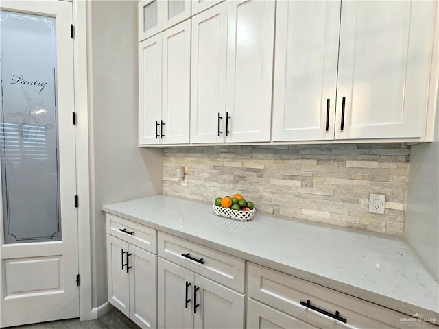 7313 N 25th Ln, Mcallen, TX 78504 - bar with backsplash