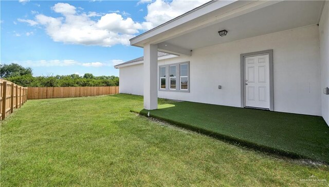 2501 Linva Ave, Mcallen, TX 78541 - view of yard featuring a fenced backyard
