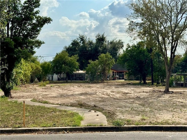 421 W Cherokee Ave, Pharr, TX 78577 - photo 1