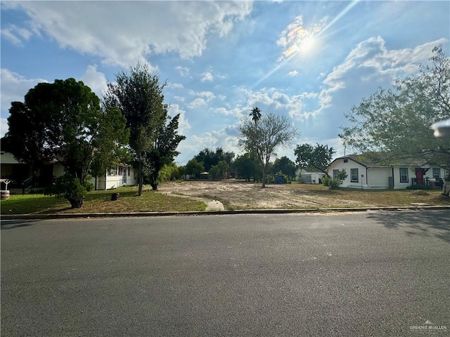 421 W Cherokee Ave, Pharr, TX 78577 - photo 3