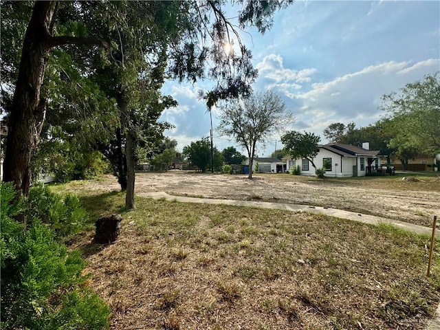 421 W Cherokee Ave, Pharr, TX 78577 - photo 6