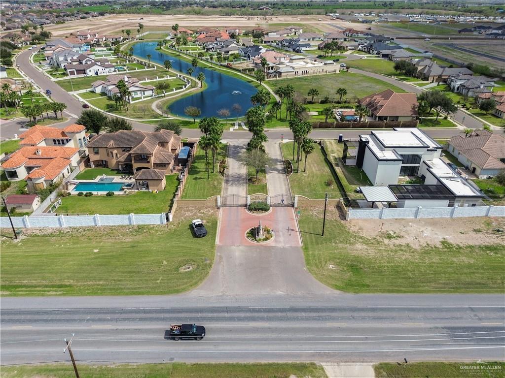 12817 N 41st Ln, Edinburg, TX 78541