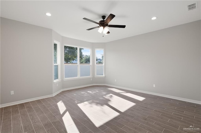 empty room featuring ceiling fan