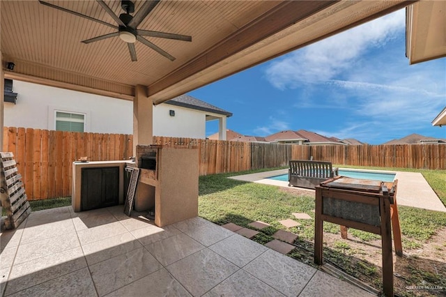 2000 Providence Ave, Mcallen, TX 78504 - view of patio featuring a ceiling fan