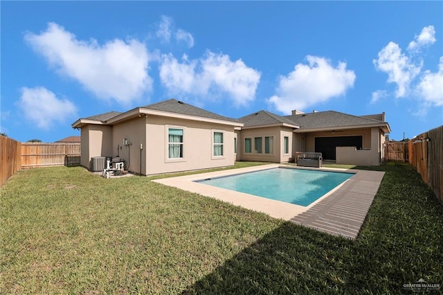 2000 Providence Ave, Mcallen, TX 78504 - rear view of house featuring stucco siding and cooling unit