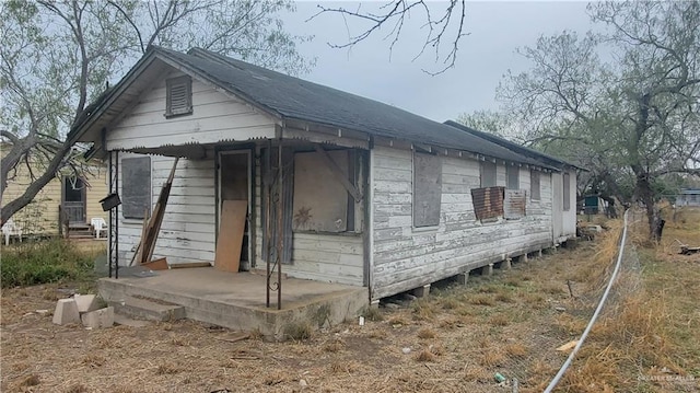 view of property exterior