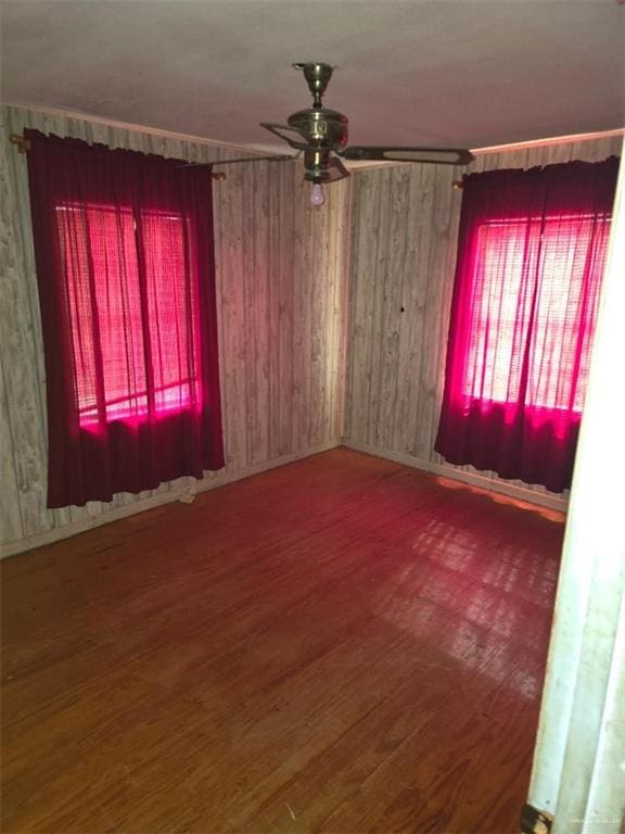 1714 E Loeb St, Edinburg, TX 78541 - unfurnished room with ceiling fan and wood finished floors