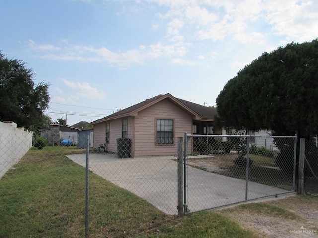 2936 Jasmine St, Roma, TX 78584 - photo 1
