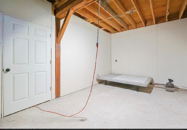 8826 Oak Meadow St W, Monte Alto, TX 78538 - view of unfinished basement