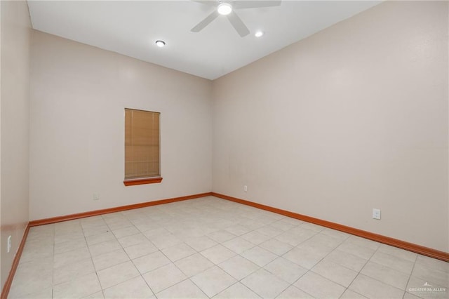 empty room featuring ceiling fan