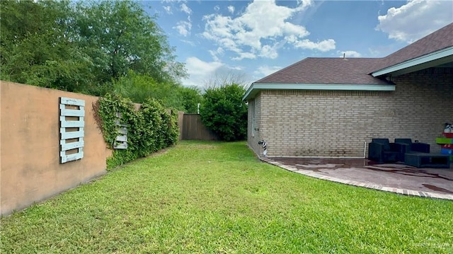 2401 S Gardenia St, Pharr, TX 78577 - view of yard featuring a patio