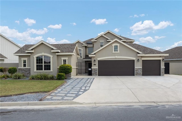 view of front of house featuring a front yard