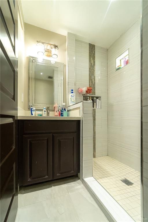 1833 Cortez Dr, Alamo, TX 78516 - full bathroom with vanity and tiled shower
