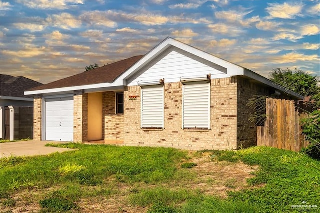 view of front of house with a garage