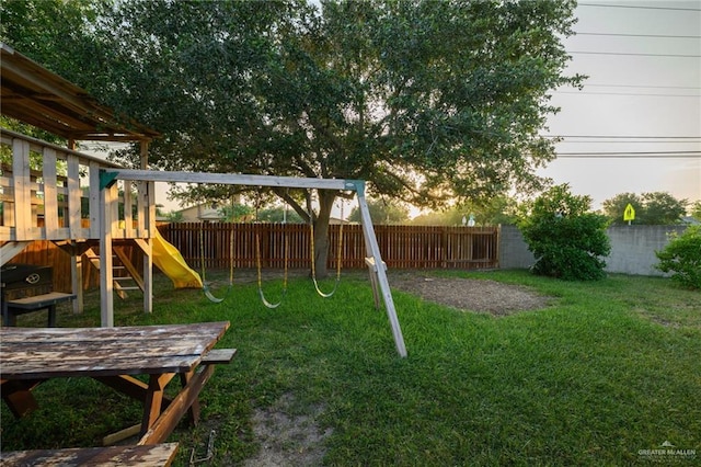 1905 N 8th St, Harlingen, TX 78550 - view of yard featuring a playground