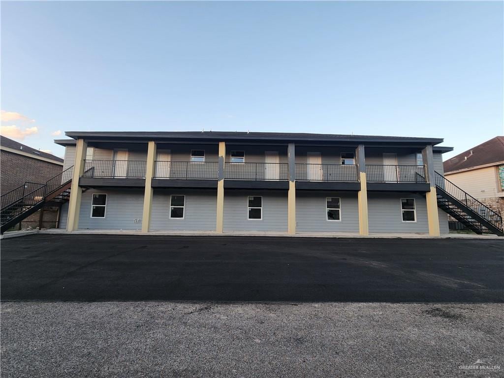 2010 Graham Ave, Mission, TX 78573 - photo 4