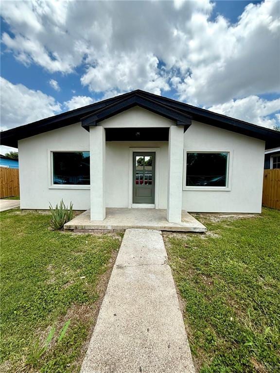 909 S 17 1/2 St, Mcallen, TX 78501 - photo 1