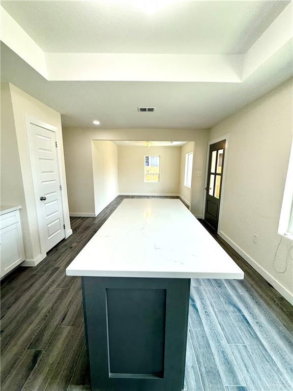909 S 17 1/2 St, Mcallen, TX 78501 - photo 4