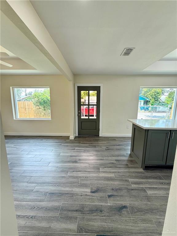 909 S 17 1/2 St, Mcallen, TX 78501 - photo 2