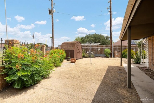 1923 Tyler St, Mission, TX 78572 - view of fenced backyard