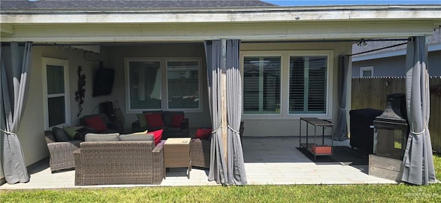 218 Stella Dr, San Juan, TX 78589 - view of patio / terrace featuring fence
