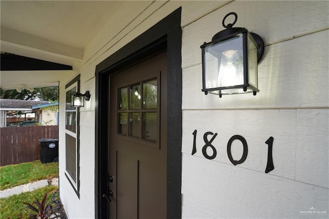 view of entrance to property