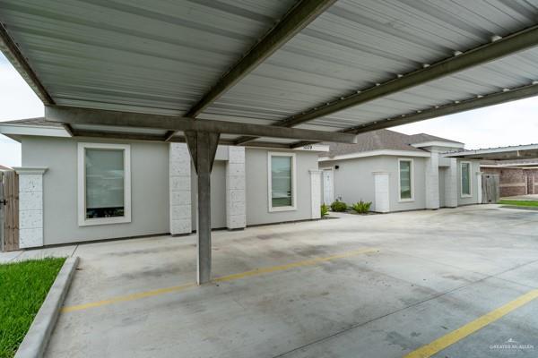 1009 W La Pointe Ave, Mission, TX 78573 - view of patio / terrace