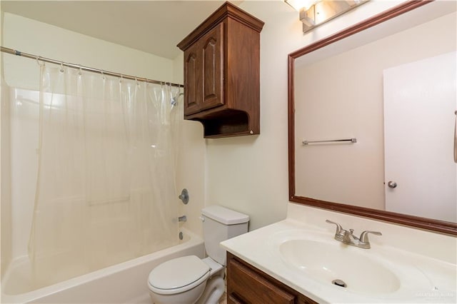 1610 E Yary Dr, Edinburg, TX 78542 - full bath featuring shower / bath combination with curtain, toilet, and vanity