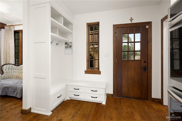 707 N 15th St, Mcallen, TX 78501 - mudroom featuring dark wood finished floors and baseboards