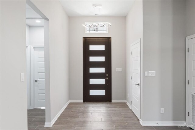 2200 Zinnia St, Weslaco, TX 78599 - entryway featuring wood finish floors