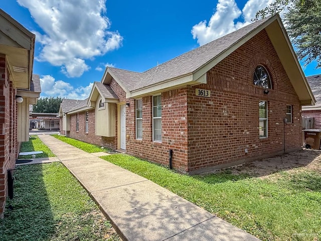 1613 Tampa St, Edinburg, TX 78541 - photo 1