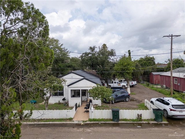 108 S Esperanza St, Pharr, TX 78577 - view of bungalow-style home