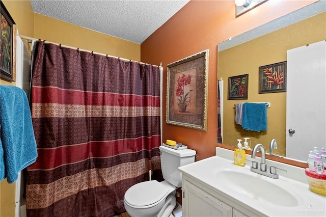 1729 W Jefferson St, Weslaco, TX 78599 - full bathroom with vanity, a textured ceiling, and curtained shower