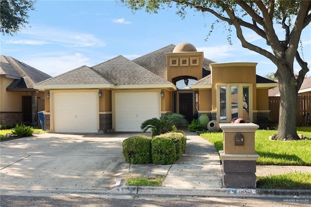 view of front of house featuring a garage