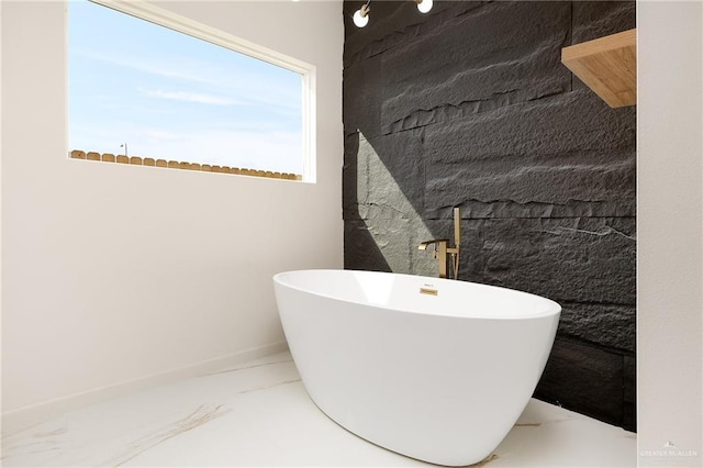 bathroom featuring a bathtub