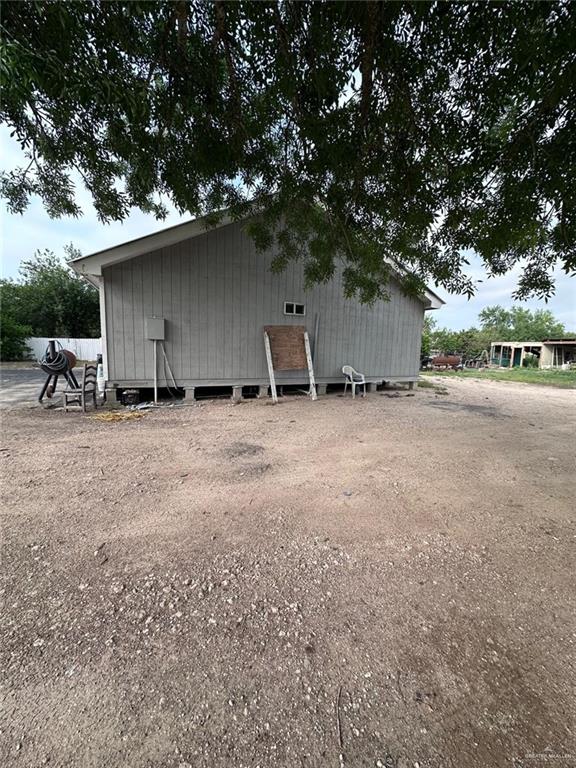 22607 N Brushline Rd, Edinburg, TX 78542 - photo 4